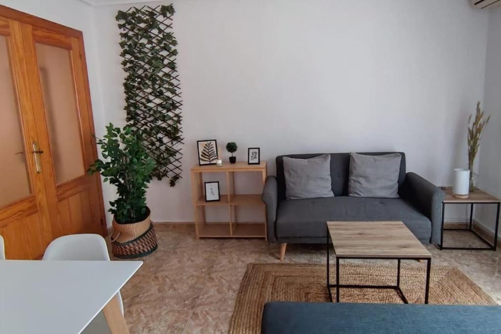 Apartamento En El Centro De Elche Con Terraza La Alborada Dış mekan fotoğraf